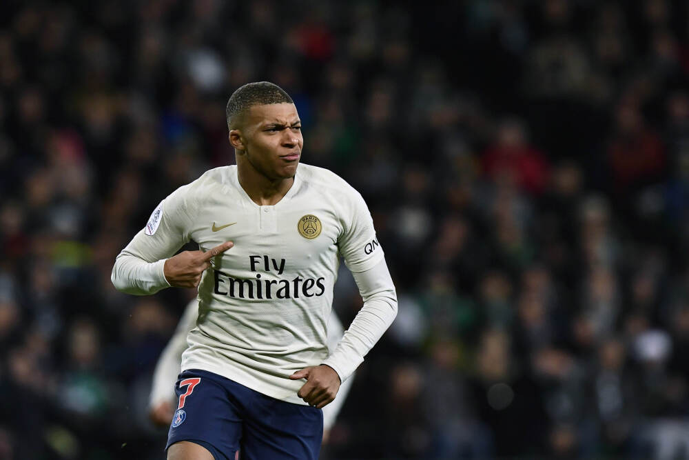 记者：萨格勒布迪纳摩准备先租后买报价利瓦科维奇，球员希望回归